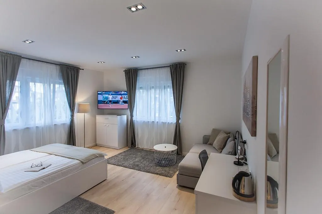 Priuli Suites Split 4*,